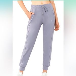 Women’s joggers